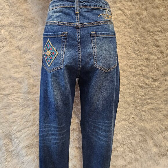 Desigual Blue Straight-Leg Jeans with Colorful Embroidered Patches - Picture 2 of 13